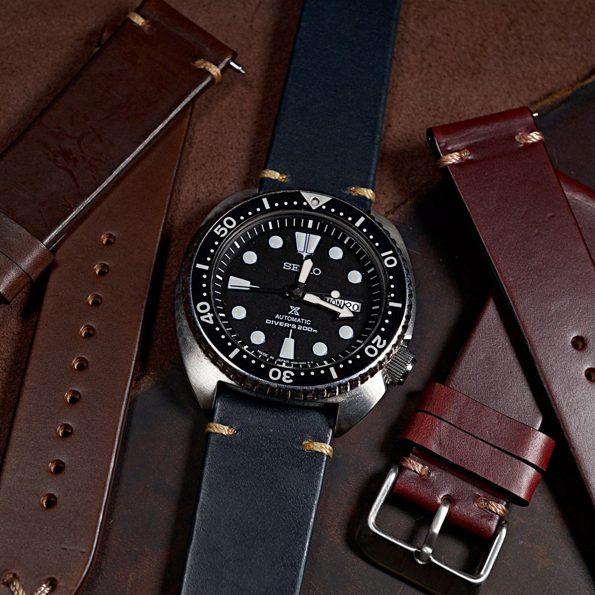 Vintage Horween Leather Strap in Chromexcel® Navy - Nomad Watch Works MY