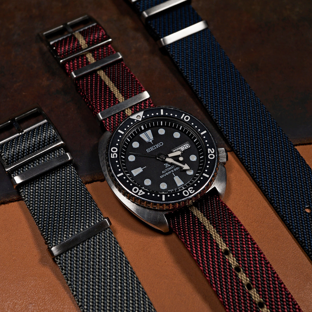 Lux Single Pass Strap in Burgundy Sand - Nomad Watch Works MY