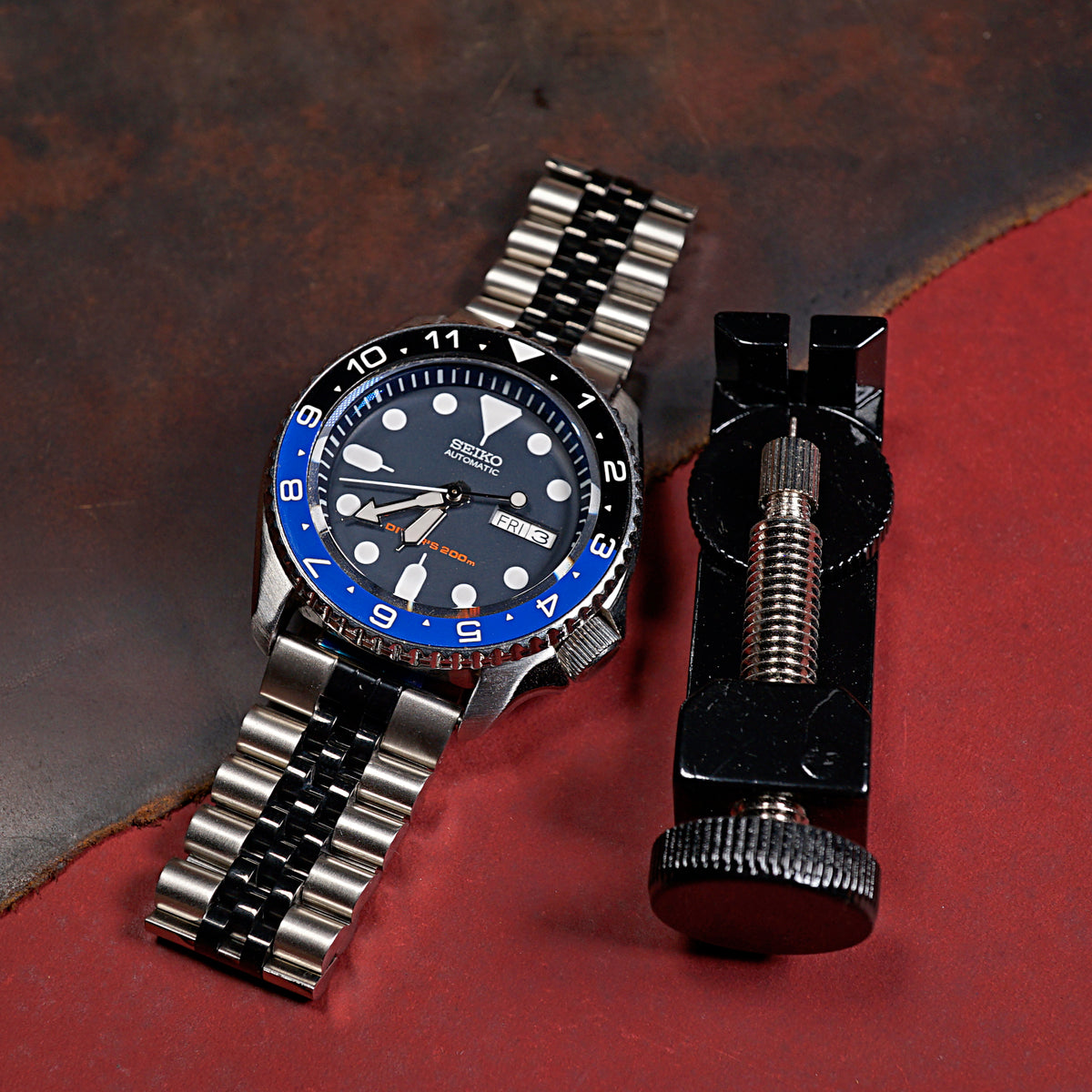 Jubilee Metal Strap in Silver and Black (20mm) - Nomad Watch Works MY