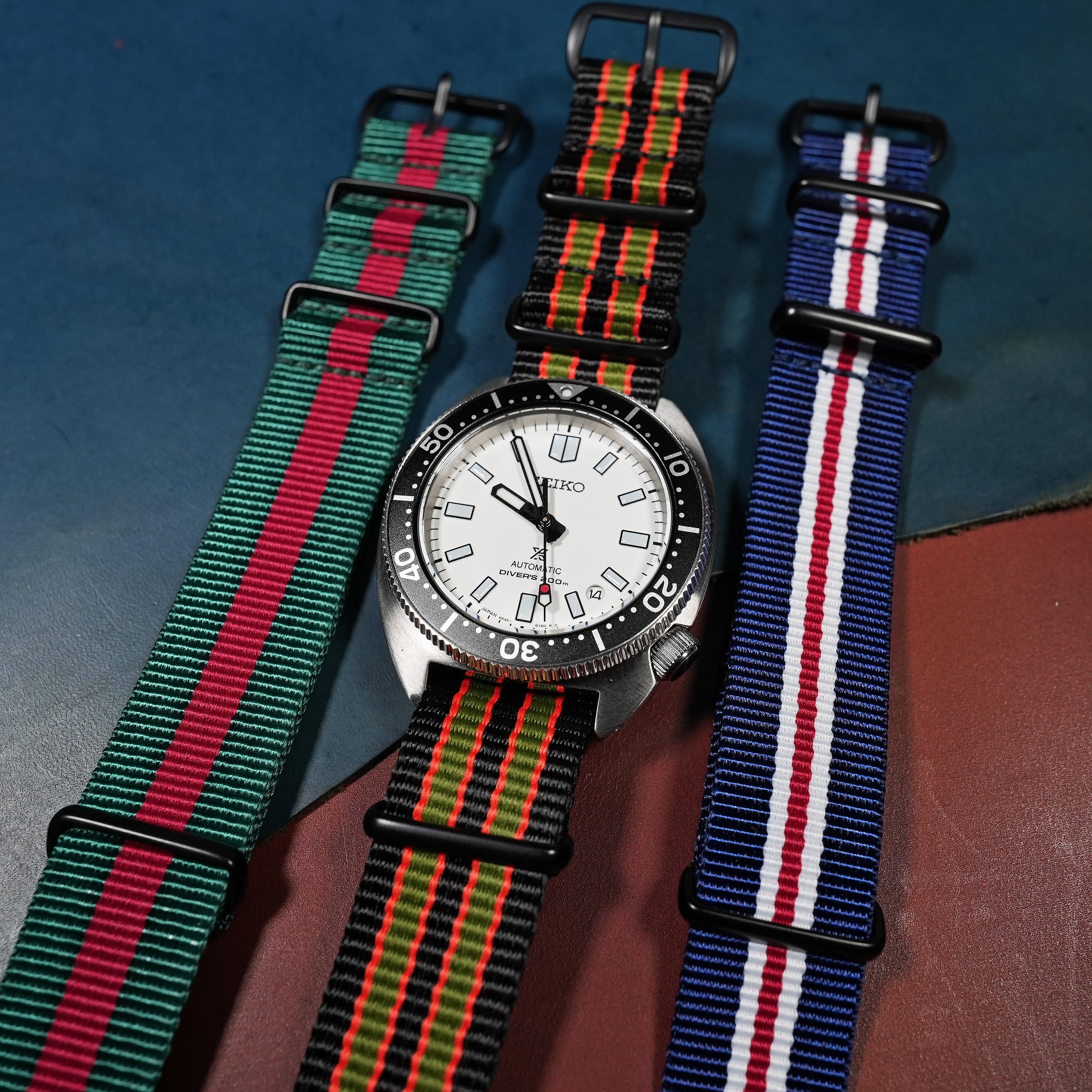 Premium Nato Strap in Black Green Red (James Bond) - Nomad Watch Works MY