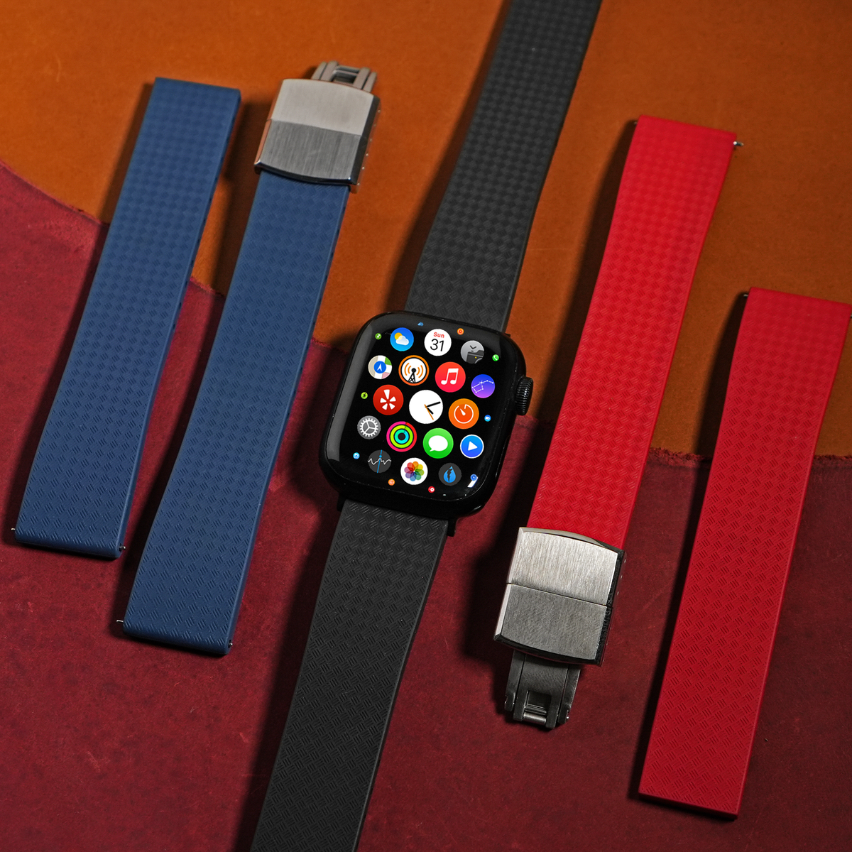 CTS Tropic FKM Rubber Strap in Black (Apple Watch) - Nomad Watch Works MY