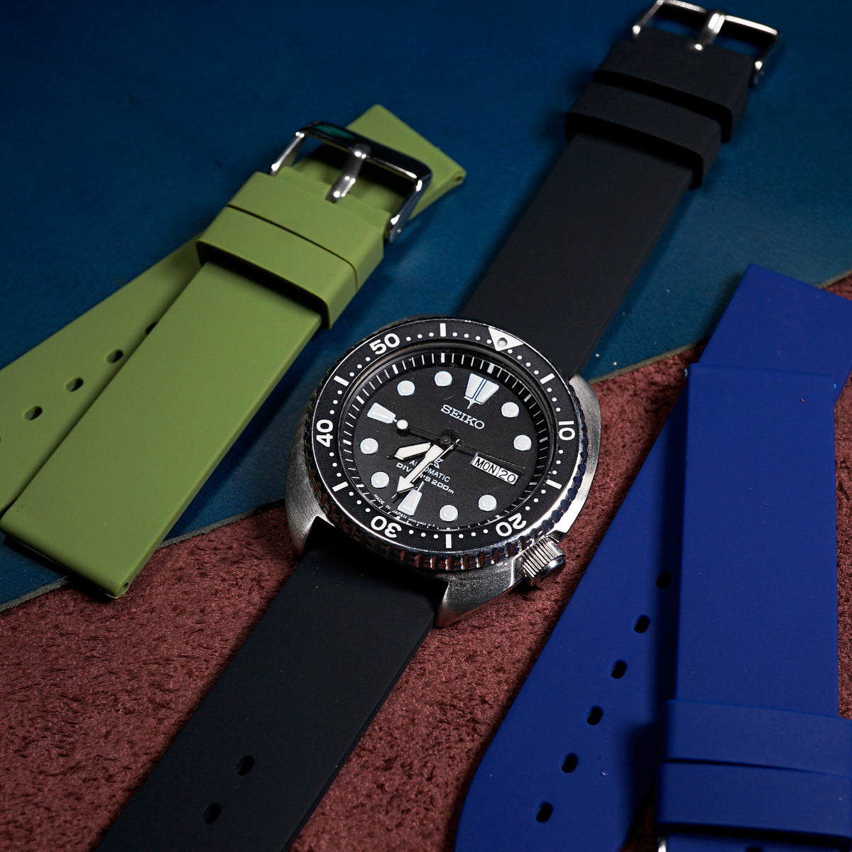 Basic Rubber Strap in Black (18mm) - Nomad Watch Works MY