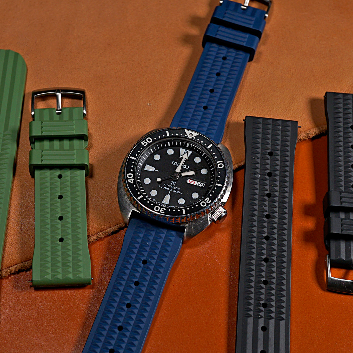 Waffle FKM Rubber Strap in Navy (20mm) - Nomad Watch Works MY