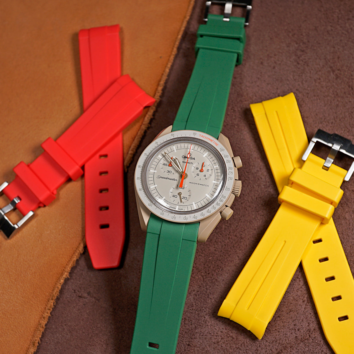 Curved End Rubber Strap for Omega x Swatch Moonswatch in Green (20mm) - Nomad Watch Works MY