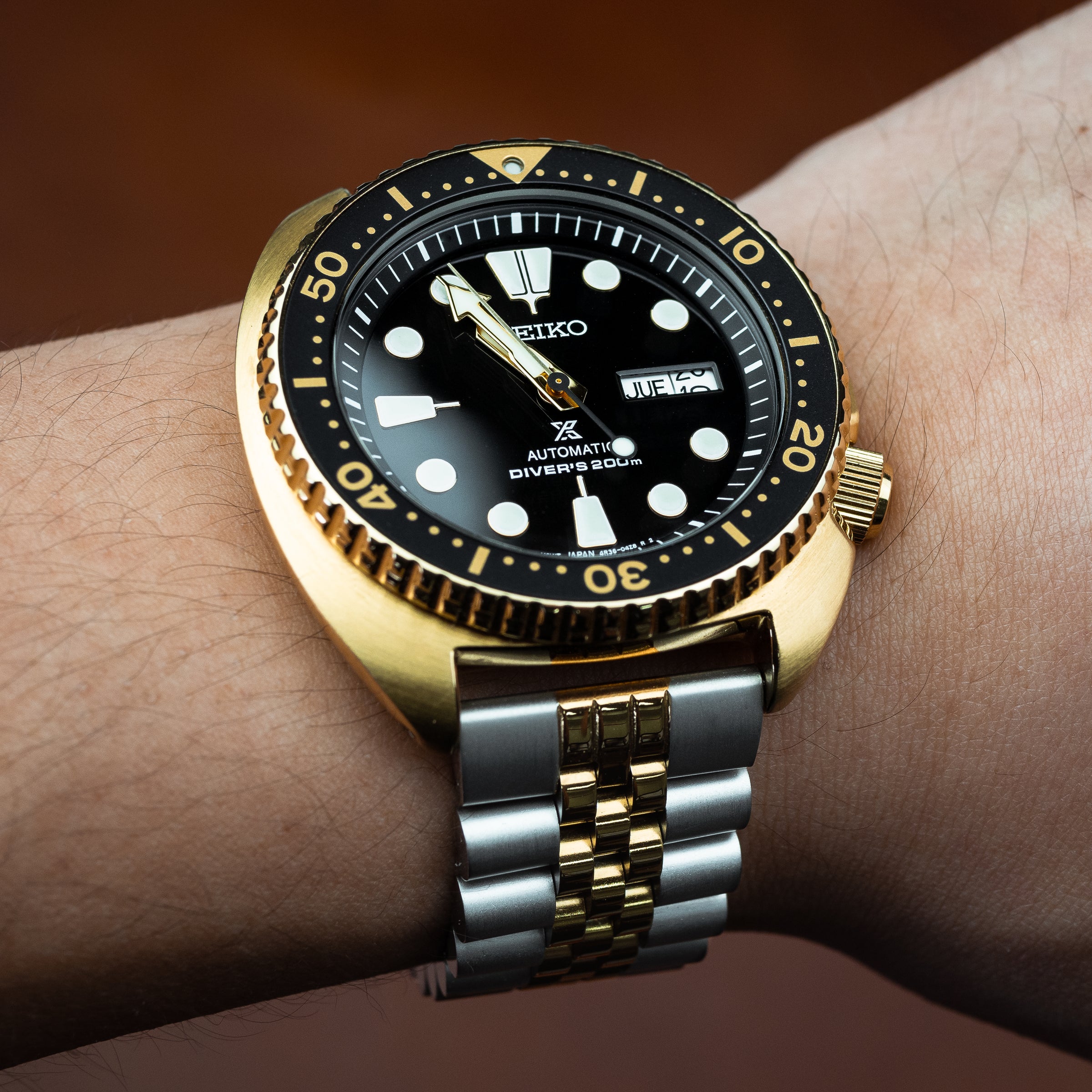 Jubilee Metal Strap in Silver and Yellow Gold (20mm) - Nomad Watch Works MY