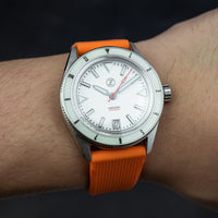 Silicone Rubber Strap w/ Butterfly Clasp in Orange (18mm) - Nomad Watch Works MY
