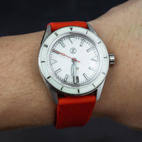 Silicone Rubber Strap w/ Butterfly Clasp in Red (18mm) - Nomad Watch Works MY