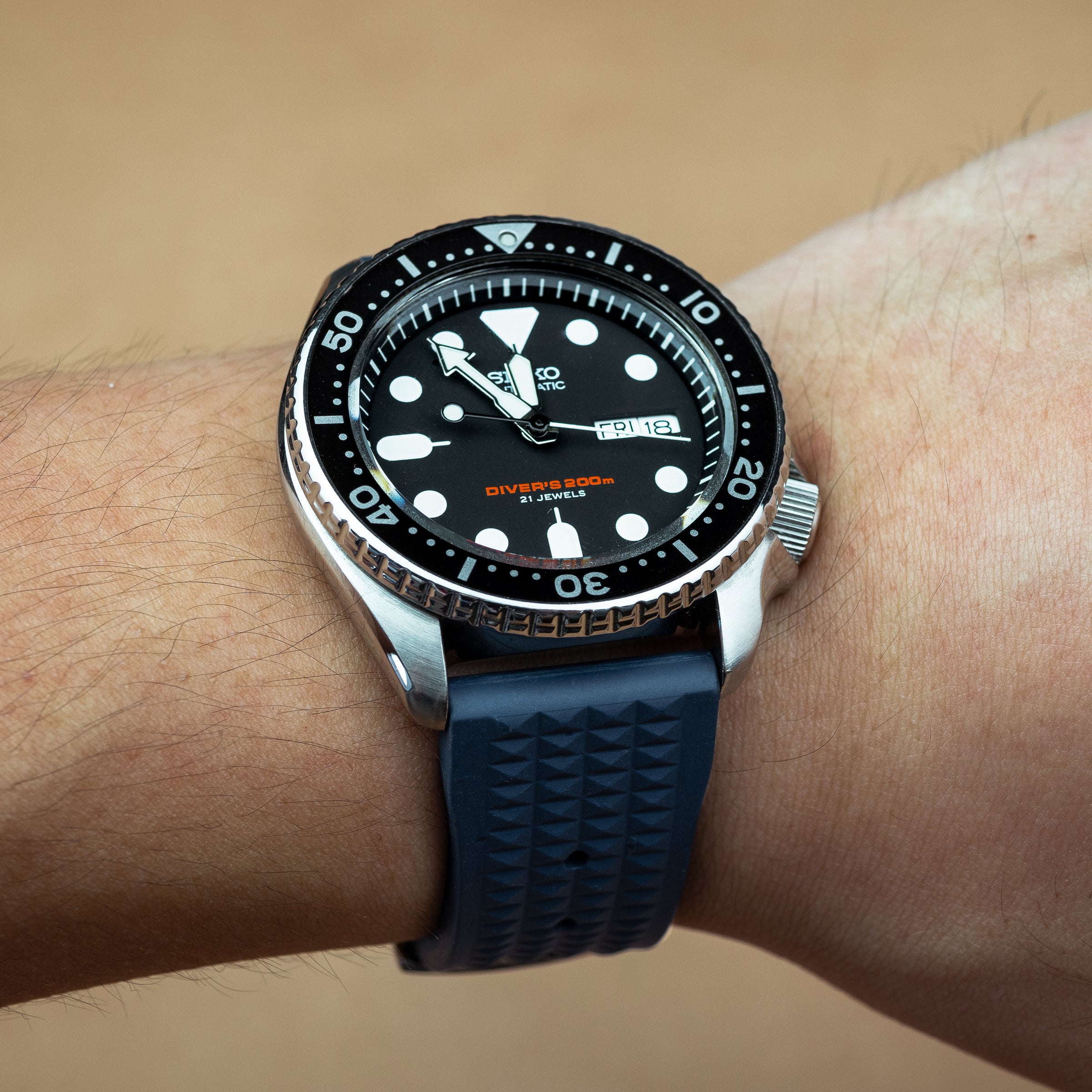 Waffle FKM Rubber Strap in Navy (20mm) - Nomad Watch Works Malaysia