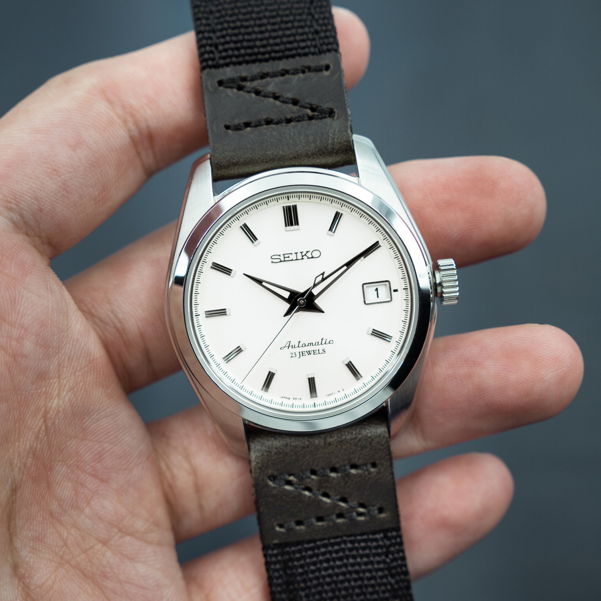 Field Canvas Watch Strap in Black (18mm) - Nomad Watch Works MY